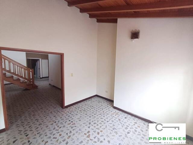 #2485 - Casa para Venta en Rionegro - ANT - 3